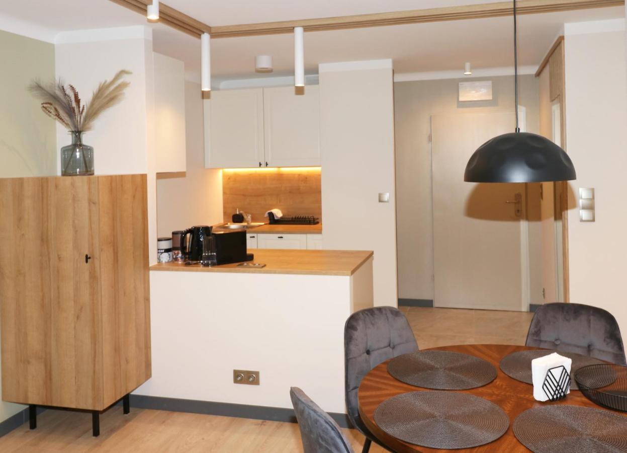 Falcon Apartment Center 3 Krolewska Варшава Екстер'єр фото